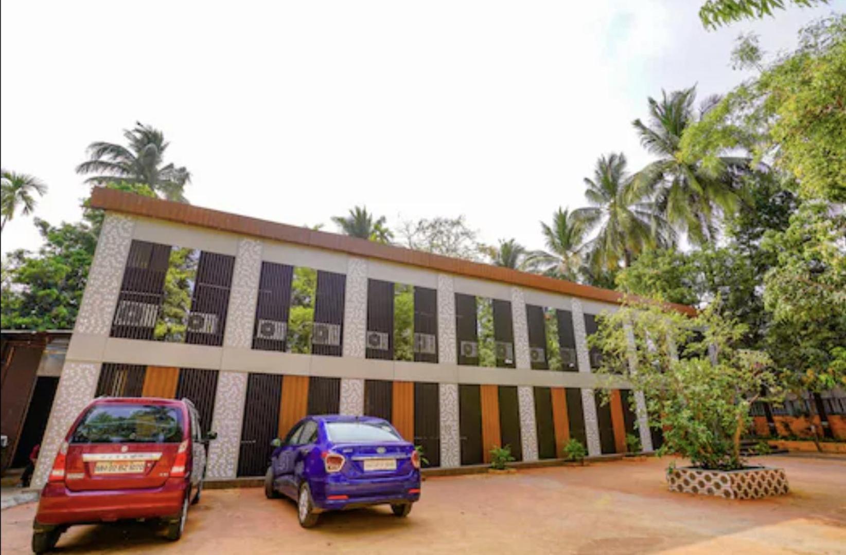 Hotel Moon Lite Residency - Marve Road Malad West Мумбай Екстериор снимка