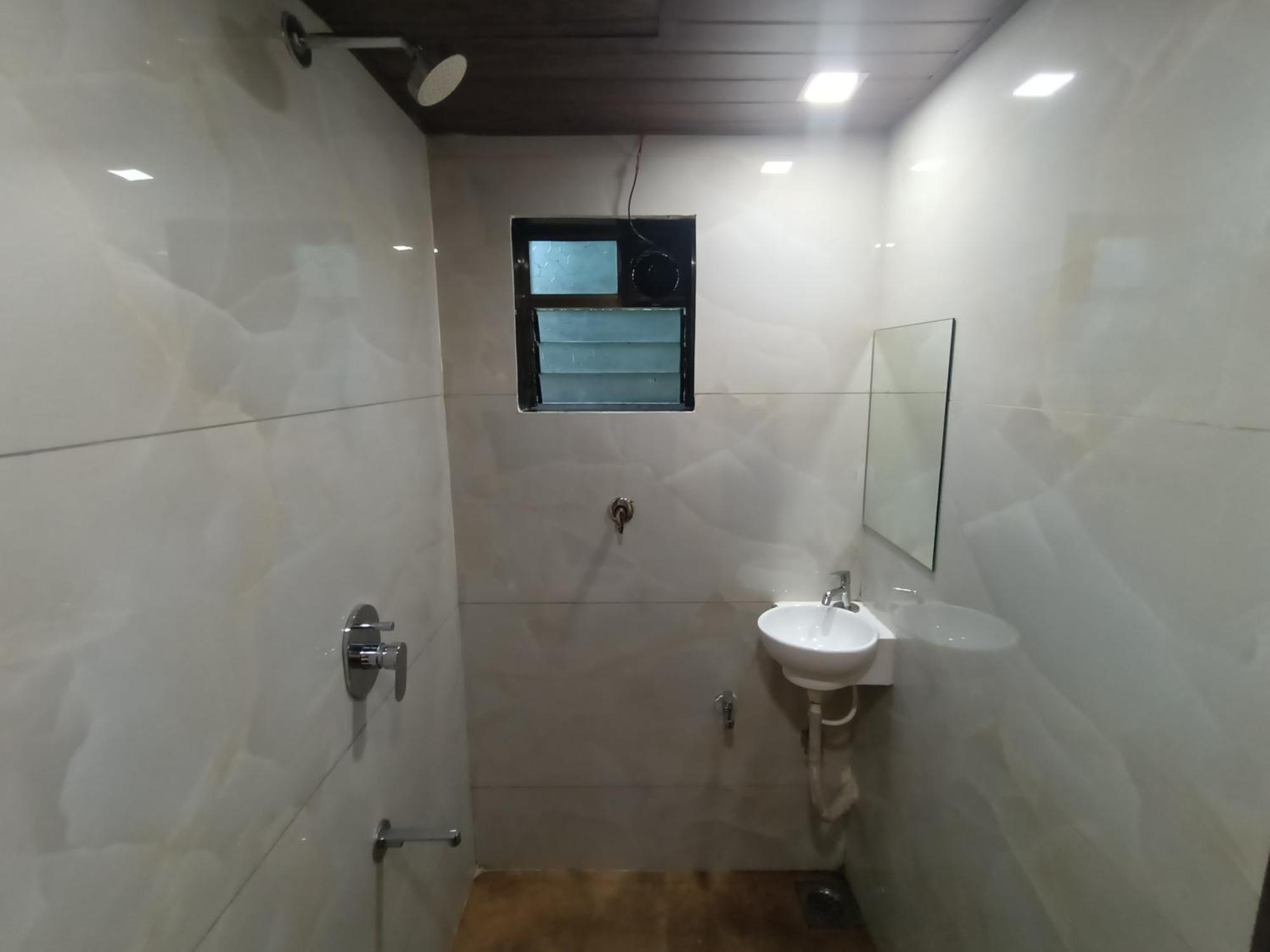 Hotel Moon Lite Residency - Marve Road Malad West Мумбай Екстериор снимка